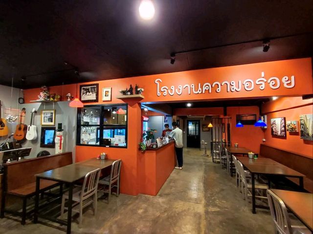ทานอาหารฝรั่ง ร้านดังในตัวเมืองอุทัยธานี