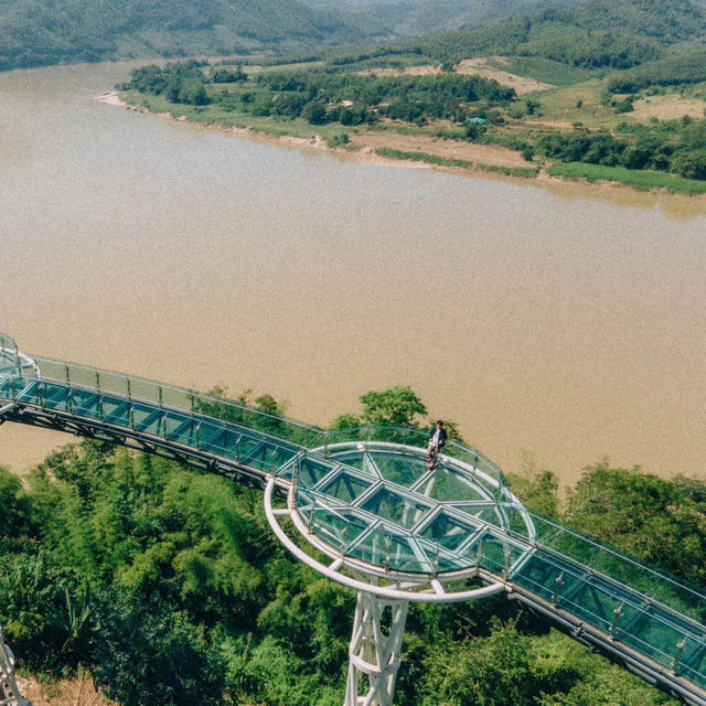 Sky walk เชียงคาน จุดชมวิวแม่น้ำโขง 🏞️✨