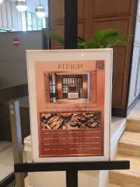 บุฟเฟ่ต์มื้อกลางวันที่โรงแรมแลนด์มาร์ค