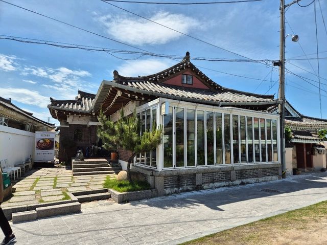 경주 황리단길 한옥과 피자의 조합