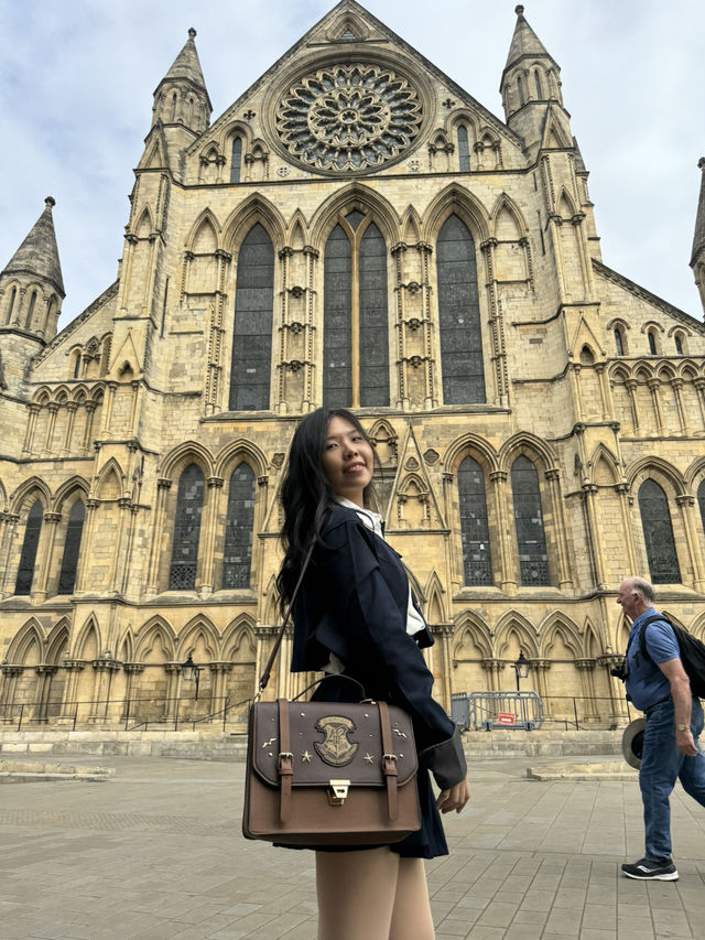 約克漫步：穿越中古世紀的慢步之旅 🚶‍♀️🏰 