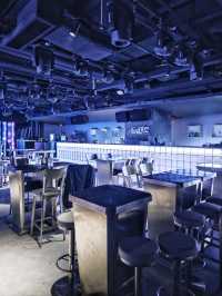 超Cyber😎樓上🍸酒吧🍴餐廳
