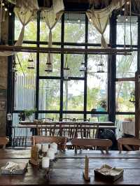 ร้านคาเฟ่ลับๆที่สวยมาก