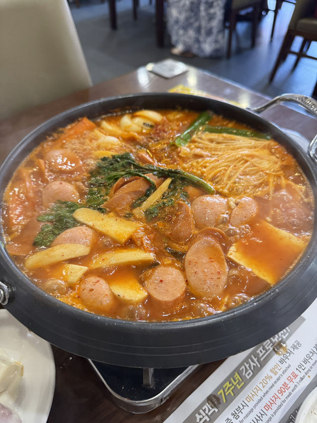 연예인들에게 입소문난 푸꾸옥 한식당 “식객”