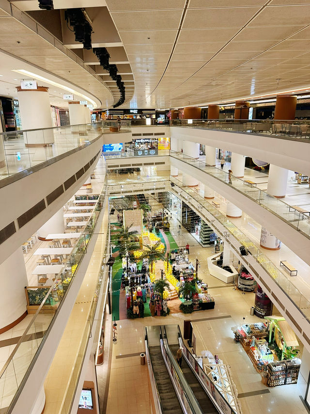 A Raya Retreat in the City at Avenue K