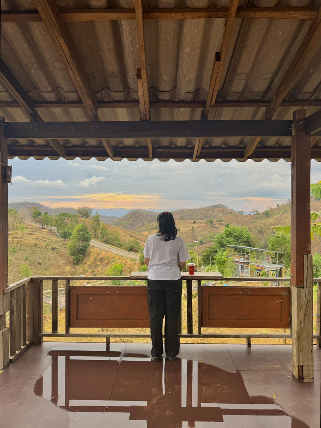 ไร่ลุงลอน จ.แพร่ 🏡⛰️🌤️🐶