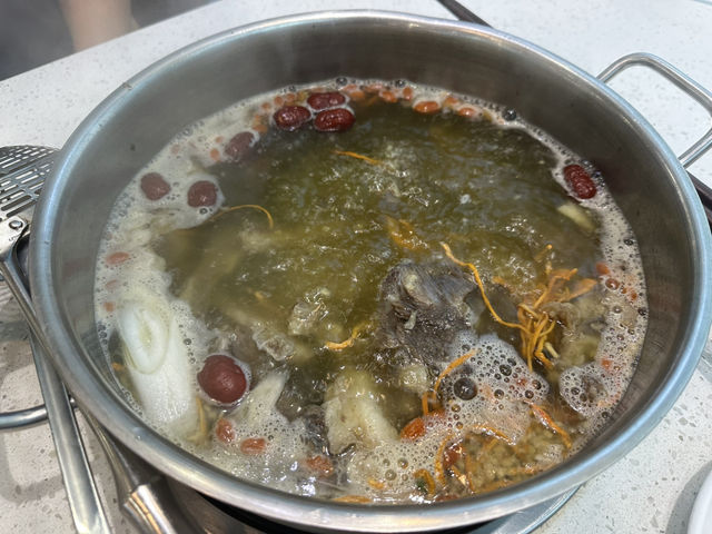 灣區九號鮮切牛肉生蠔火鍋：一場舌尖上的豪華盛宴，讓你在珠海體驗極致美味！