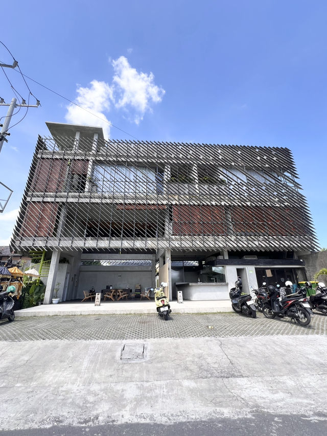 【バリ島 インドネシア】ビーチまで直ぐ🏖️非日常をゆっくり過ごせるHotel🐥