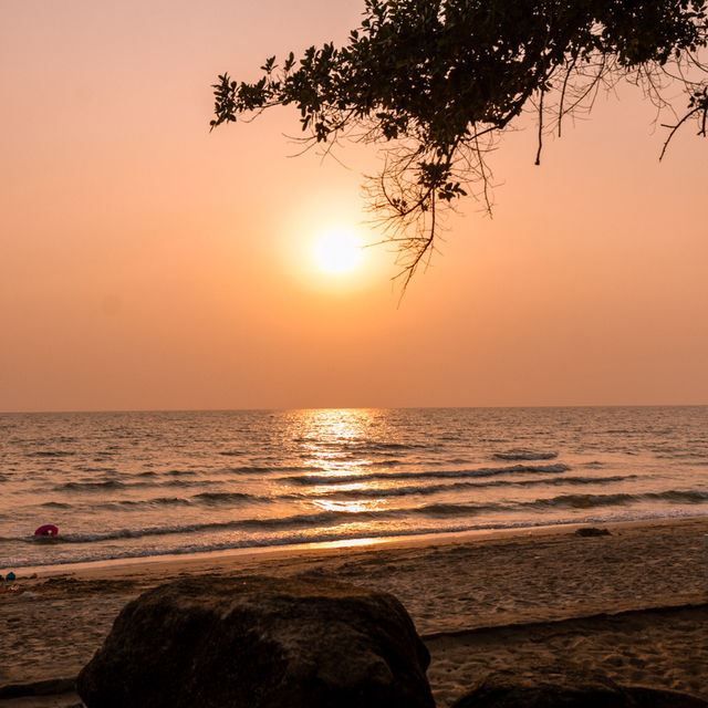 ที่พักจันทบุรี สงบ น่ารัก ติดทะเล Vibe ดีมาก