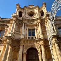 🌸 Spring Splendor: A Day at Teatro Tina Di Lorenzo & Beyond! 🎭