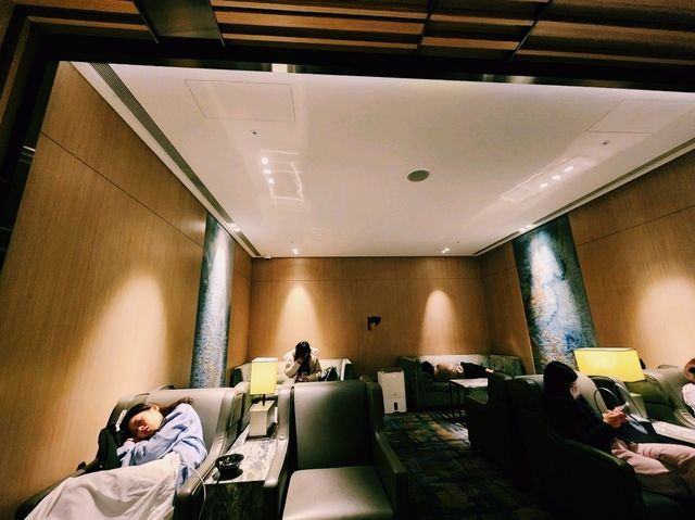 ✈️【出發前的秘密基地】機場環亞貴賓室深度體驗記