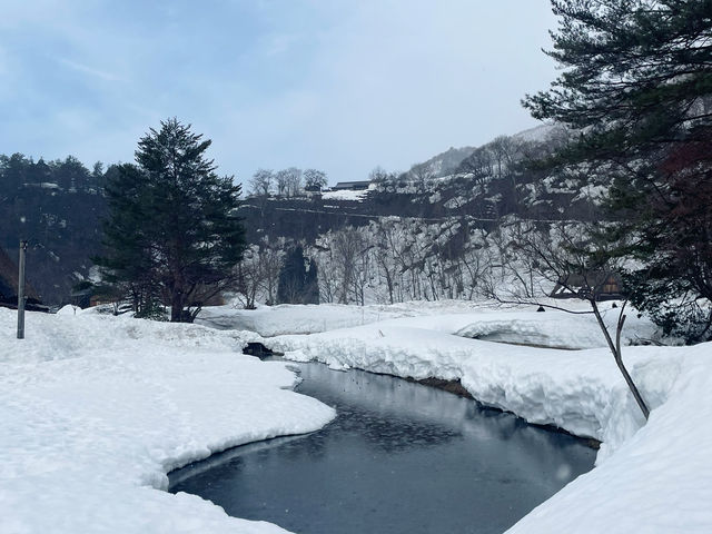 【四月合掌村】 春雪未融的童話世界 ❄️🏔