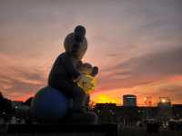 KAWS: Holiday 