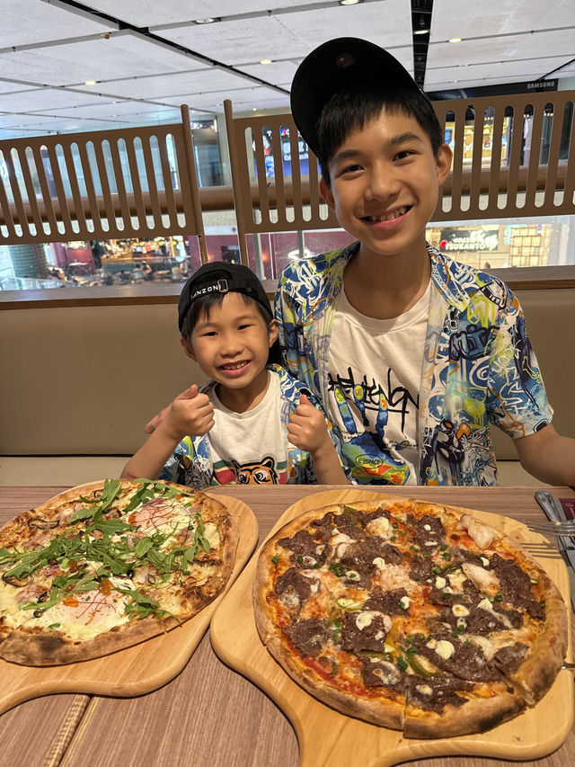 圓方很特別的薄餅店