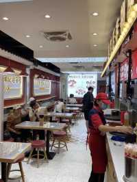 Guangzhou! A time-honored rice noodle roll (cheong fun) shop loved by locals!