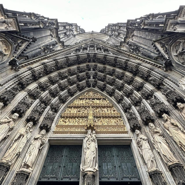 A Summer Visit to Cologne Cathedral: Gothic Grandeur Under the Sun