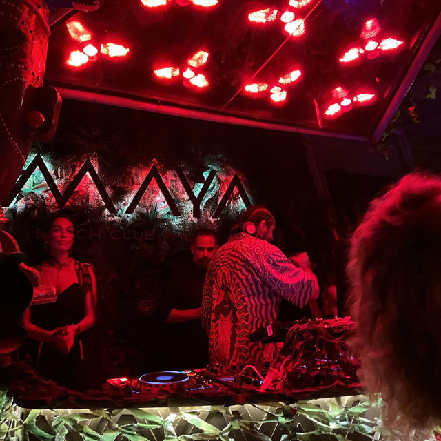  Maya Beach Club – ภูเก็ต 🏝️🍹🎶
