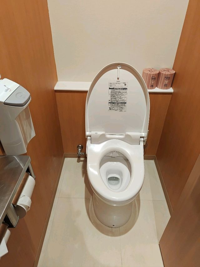 大阪住宿｜體驗類飛機艙住宿—頭等艙酒店 西梅田(FIRST CABIN UMEEDA)