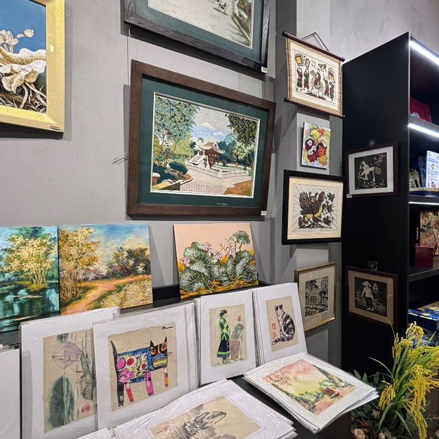 Exploring Art in Hanoi: The Fine Arts Museum! 🖼️🇻🇳