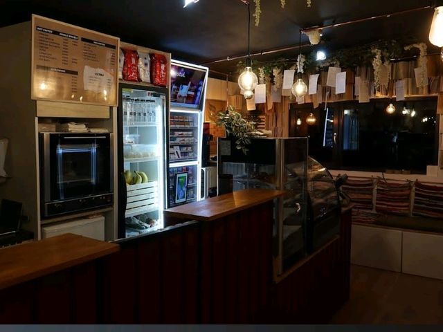 Leonard Caffe