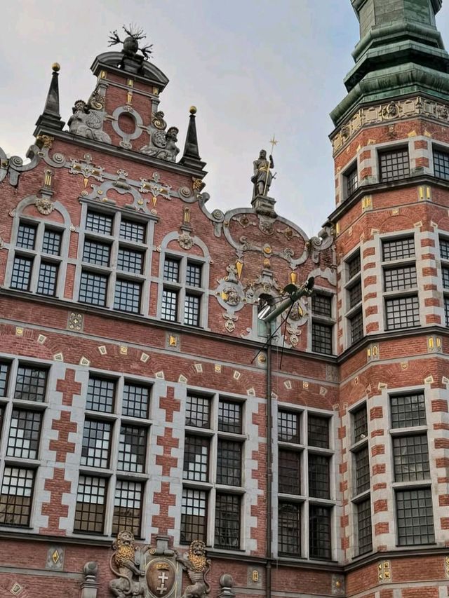 🇵🇱🌊 Europe 🌍 Hidden Gem Alert: Explore Gdańsk on a Budget! 🌊🇵🇱