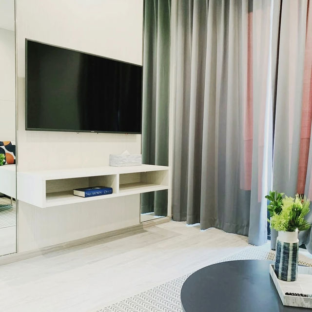 Contemporary Comfort in Bangkok’s Trendy District