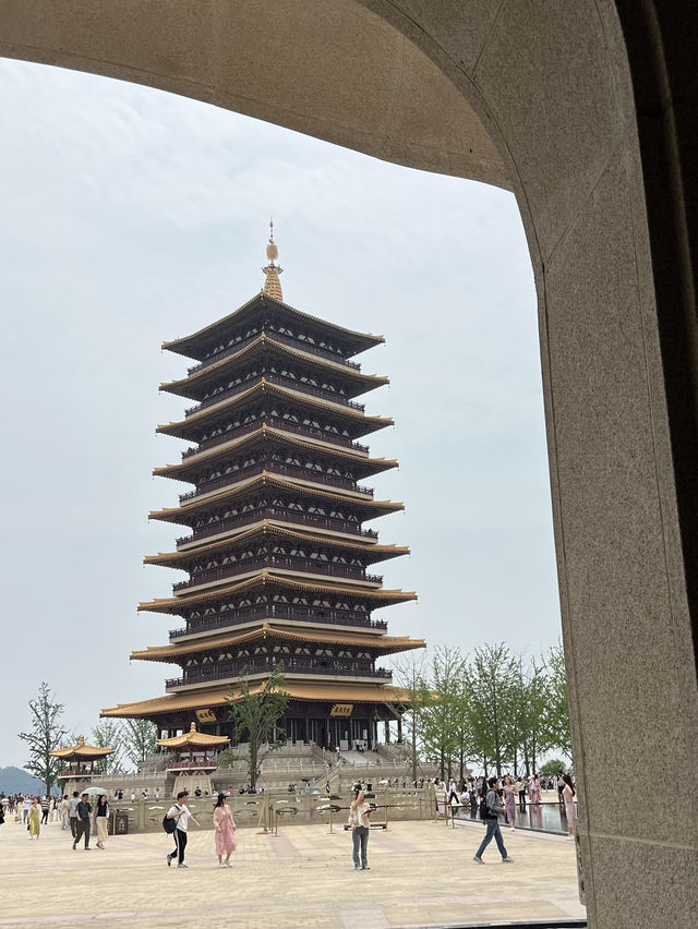 Nanjing with Backpack🎒🇨🇳