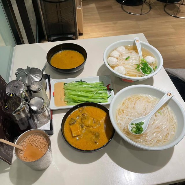 必食招牌清湯腩