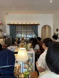 Cafe hopping in Jakarta 🇮🇩☕🍰