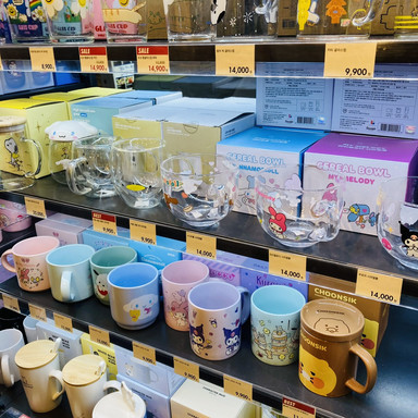 明洞〝ARTBOX〟で韓国雑貨🇰🇷をチェックʘʘ⟡.· | Trip.com ソウル