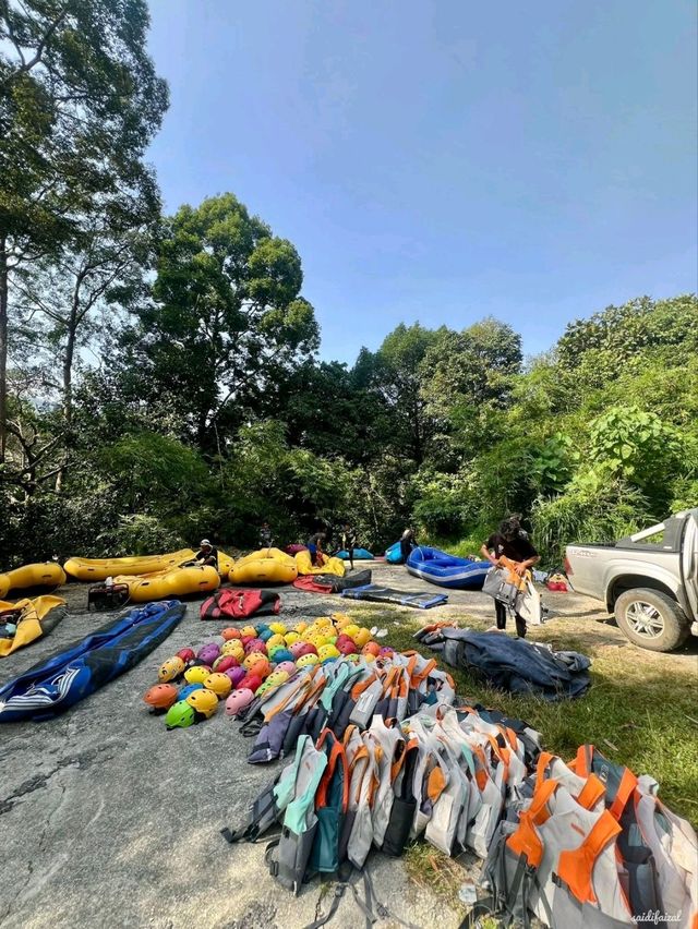 Thrill on the River: White Water Rafting at Kuala Kubu Bharu