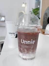 คาเฟ่ขาวขาว สบายตา พัทยา 🥤