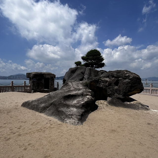 🌅 Salt & Stone: Gulangyu’s Seaside Secrets Beyond the Crowds!
