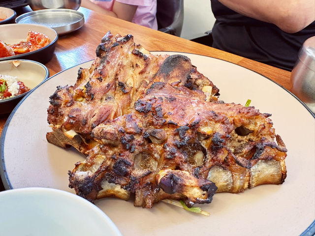👍 밑반찬까지 버릴 메뉴없는 본날