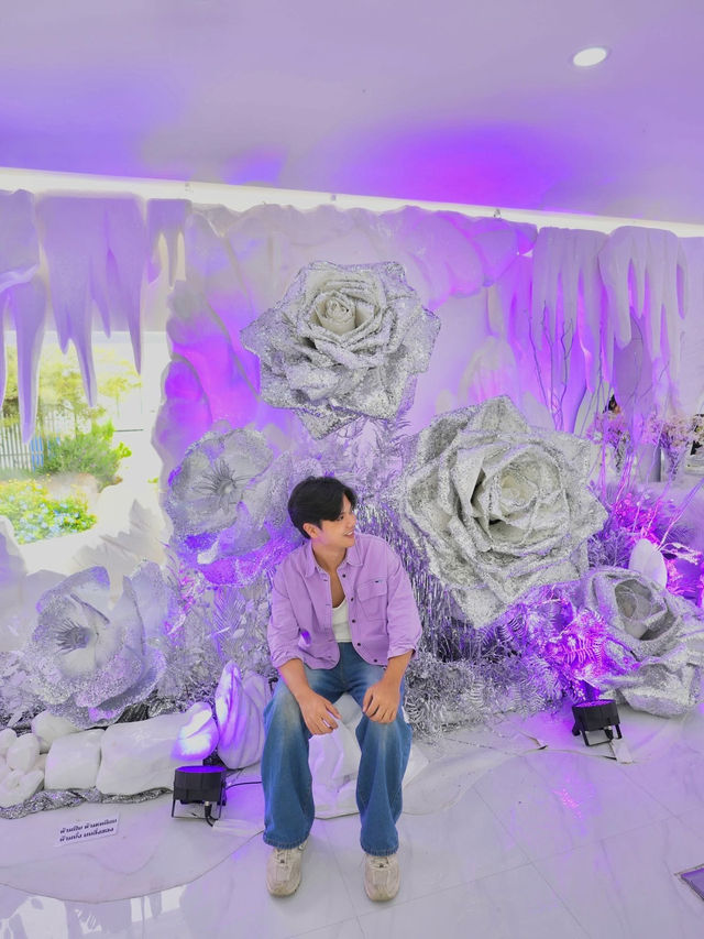 คาเฟ่บางแสน มุมถ่ายรูปสวยมากกก💖💫