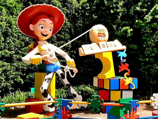 Toys come to life in Toy Story Land, Shanghai Disneyland