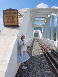 สะพานขาวทาชมพู  ลำพูน