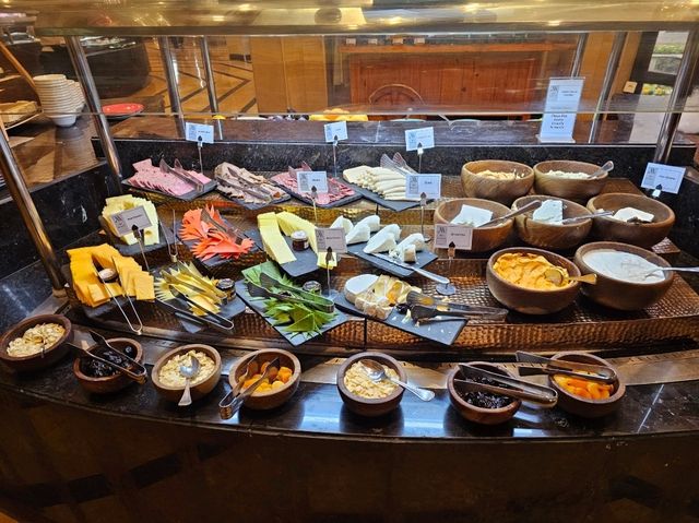 🥐 피라미드 아래에서 즐기는 아침 – 메냐 하우스 조식&뷰 체험기 🇪🇬