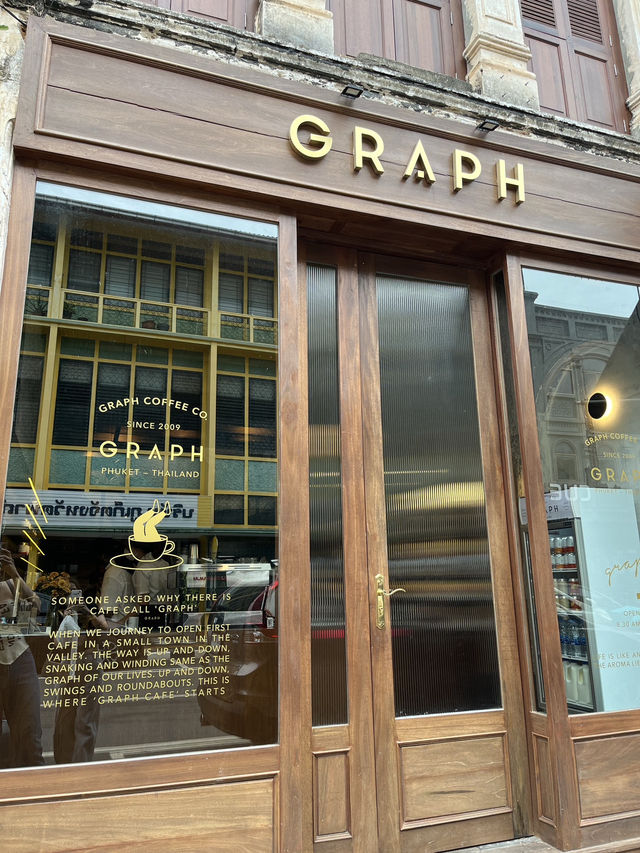 GRAPH Phuket ศิลปะกาแฟศิลป์ในอาคารชิโน‑โปรตุกีส