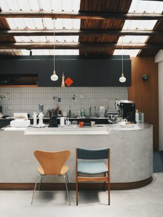Taipei Coffee Shop Exploration: Sunshine and Pudding Hidden on the Second Floor of an Old House