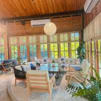 Mena Mesa Cafe & Bistro - มหาสารคาม