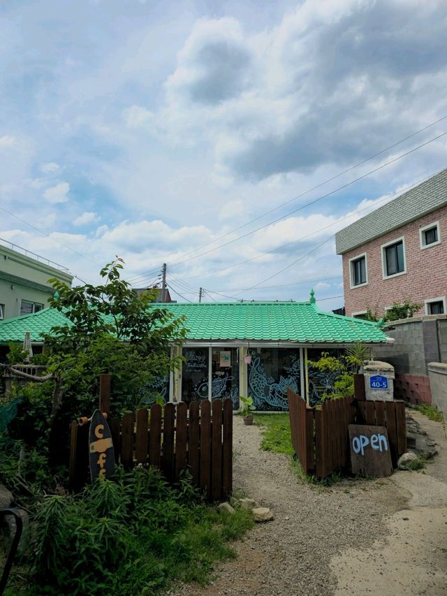 고성 감성카페 빈티지한 감성이 좋은 테일 카페 