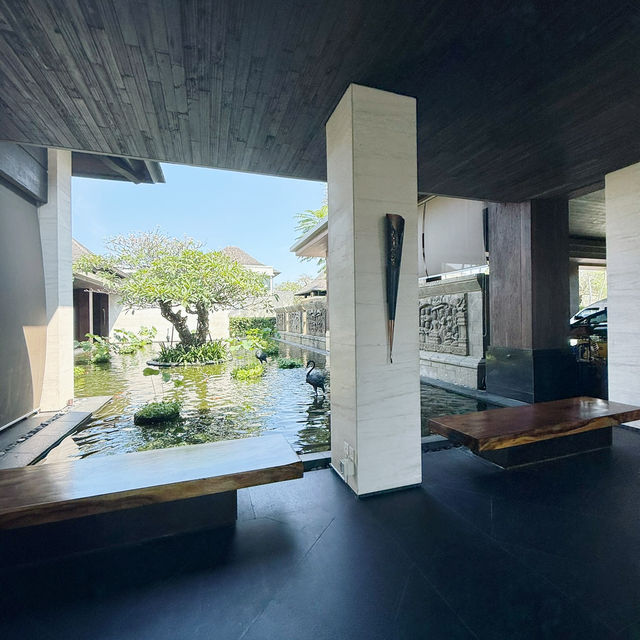 A Regal Escape: The Apurva Kempinski’s Balinese Grandeur 🇮🇩
