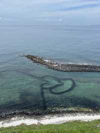 💕 Twin-Hearts Stone Weir — Penghu’s Romantic Ocean Trap 💗🌊