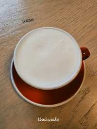นาฬิ กาแฟ ร้านน่ารักอยู่ติดวงเวียนหอนาฬิกาเชียงราย