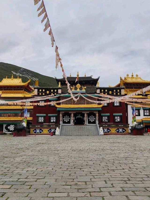 Tagong Feels Like a Dreamy Tibetan Postcard Tagong Feels Like a Dreamy Tibetan Postcard