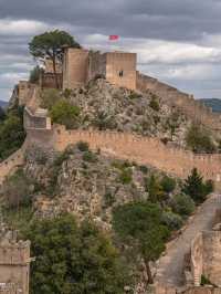 🏰🌿 “Layers of Legends: My Castle Walk Above Xàtiva” 🇪🇸✨