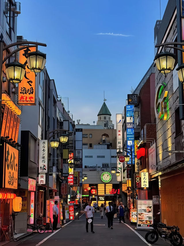 🌆 Shinjuku Adventure Under RM150 – Neon, Noodles & Night Views!
