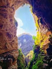 “Wulong Karst: Chongqing’s UNESCO-Kissed Gorge of Dragon‑Bridges, Caves & Mystical Tiankeng Wonders”