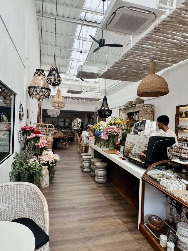 Hidden Flavors of Khao Lak – Delicacy Café ☕️🥯